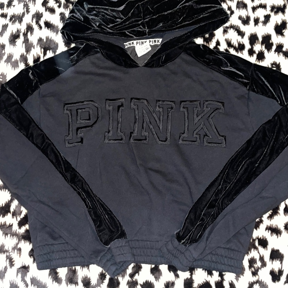 PINK Crop Hoodie ❤️‍🔥